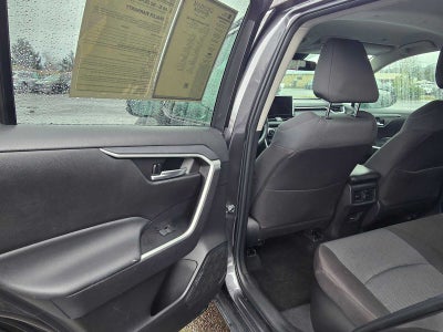 2025 Toyota RAV4 Hybrid XLE