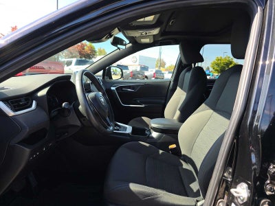 2023 Toyota RAV4 Hybrid SE