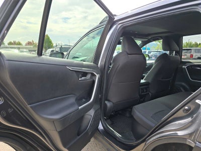 2023 Toyota RAV4 Hybrid SE