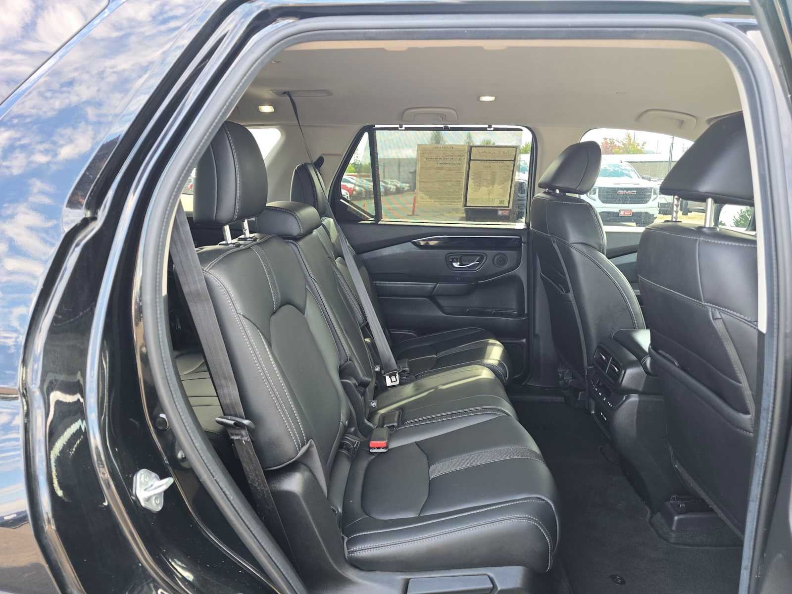 2024 Honda Pilot EX-L 8 Passenger