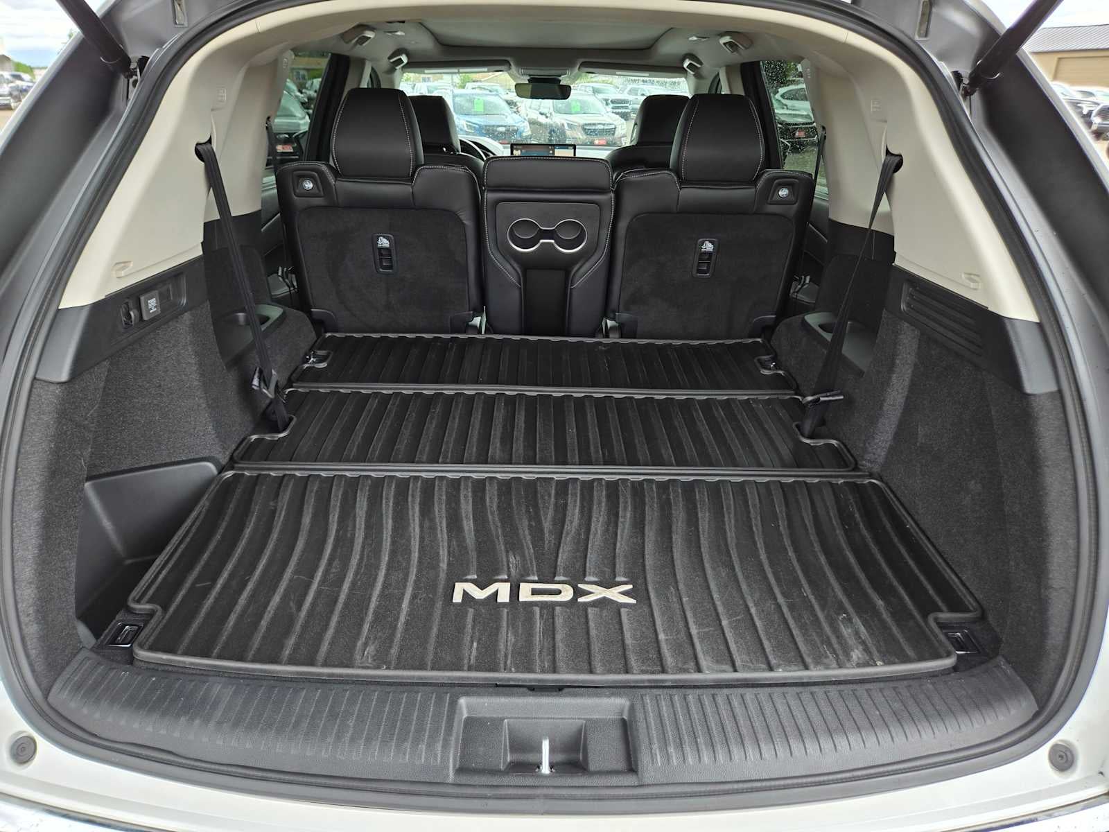 2023 Acura MDX w/Technology Package