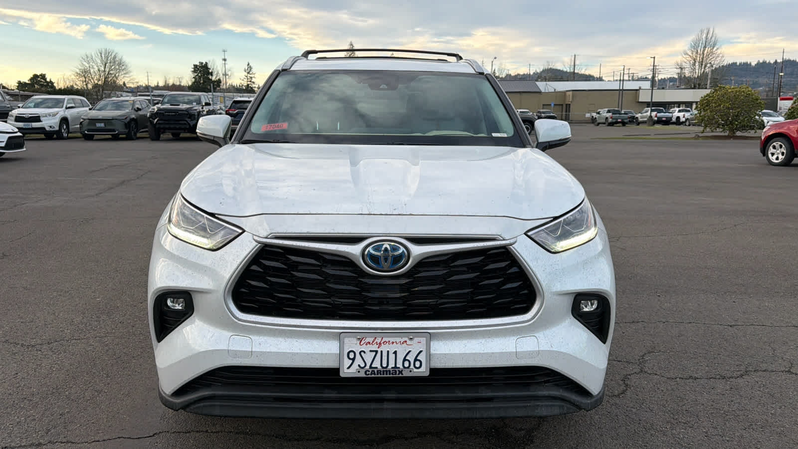 2023 Toyota Highlander Hybrid Bronze Edition