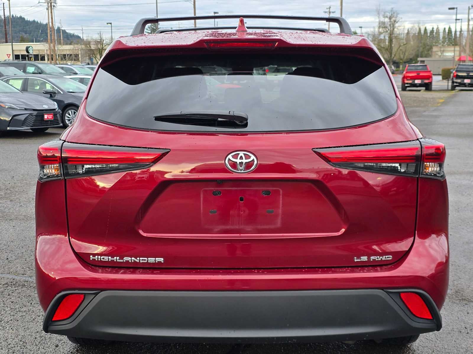 2020 Toyota Highlander LE