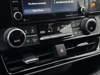 2020 Toyota Highlander LE