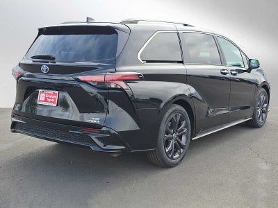 2022 Toyota Sienna XSE