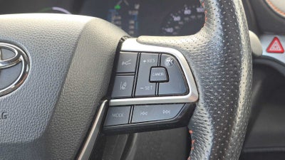 2022 Toyota Sienna XSE