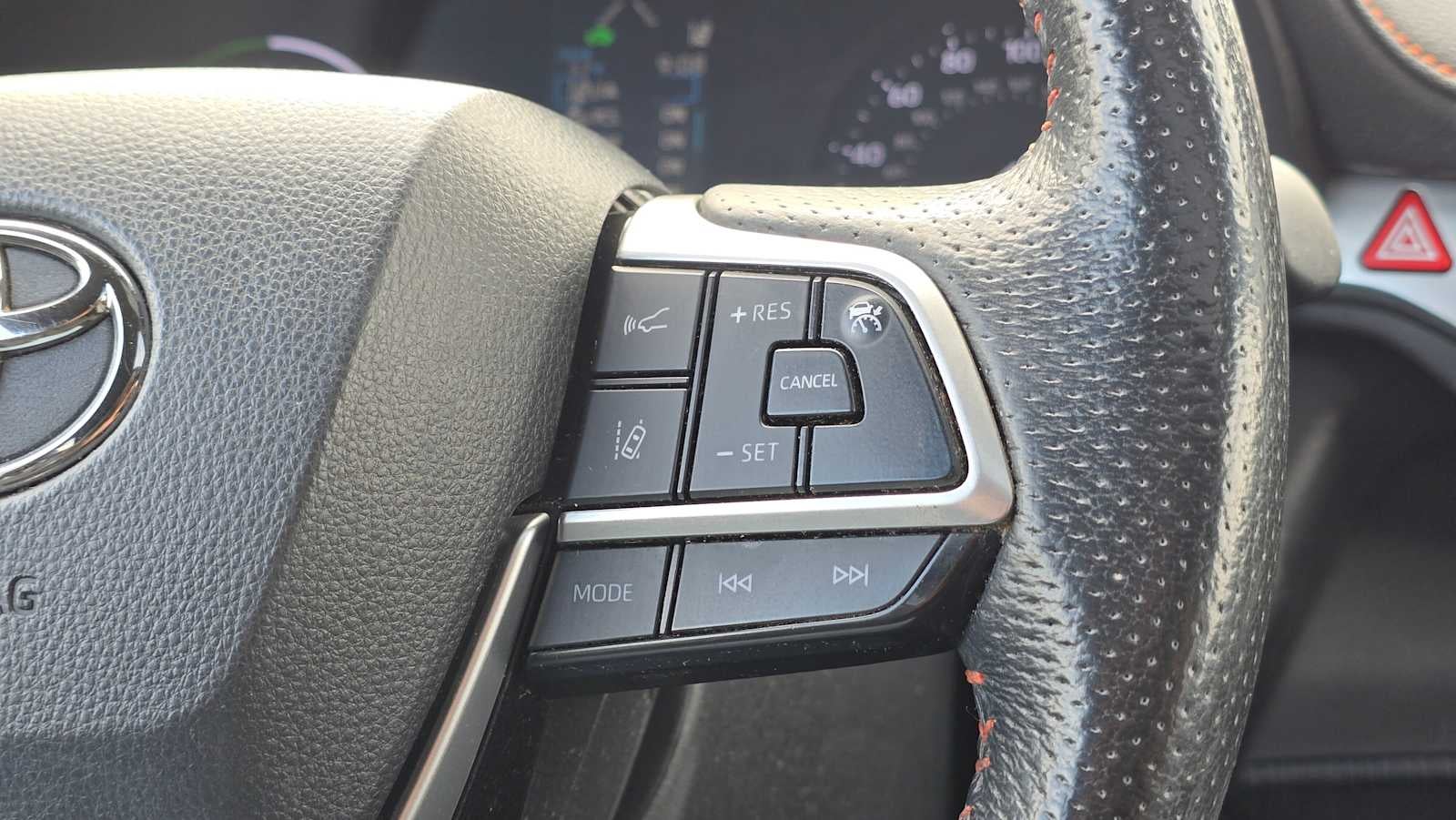2022 Toyota Sienna XSE
