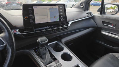 2022 Toyota Sienna XSE