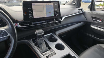 2022 Toyota Sienna XSE