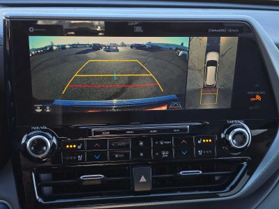 2021 Toyota Highlander Hybrid Platinum