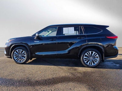 2021 Toyota Highlander Hybrid Platinum