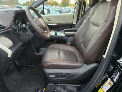 2023 Toyota Sienna Platinum