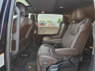 2023 Toyota Sienna Platinum