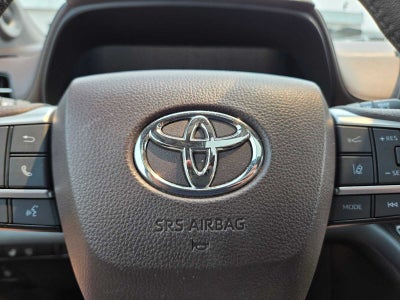 2023 Toyota Sienna Platinum