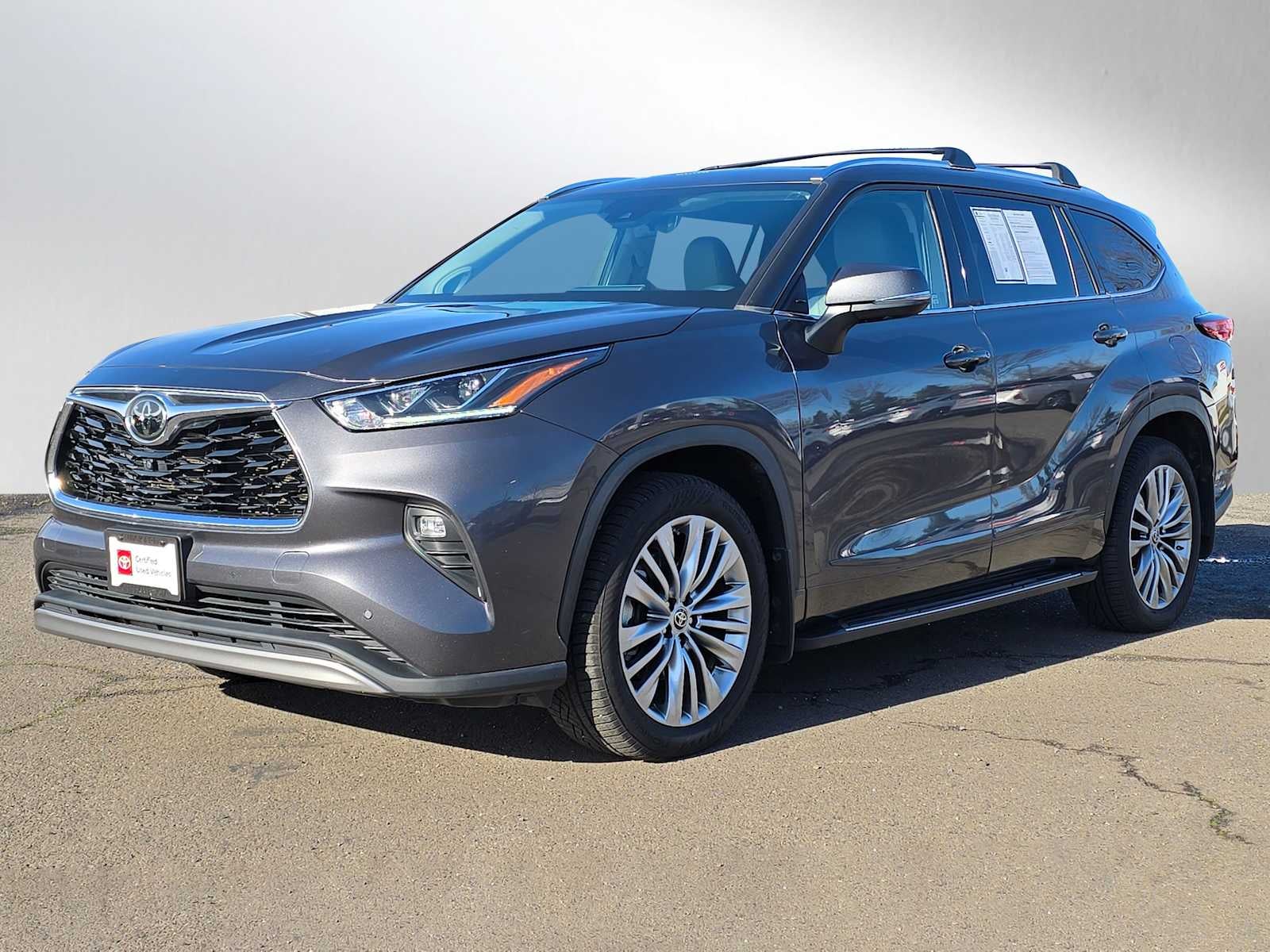 2022 Toyota Highlander Platinum