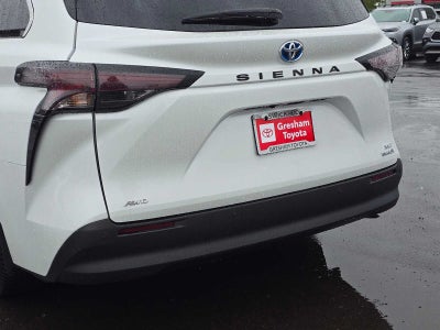 2024 Toyota Sienna XLE