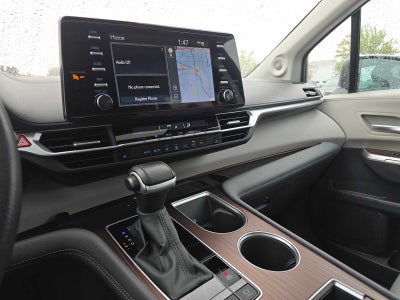 2024 Toyota Sienna XLE