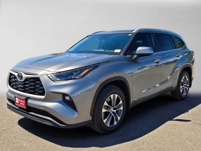 2026 Toyota Highlander Hybrid XLE