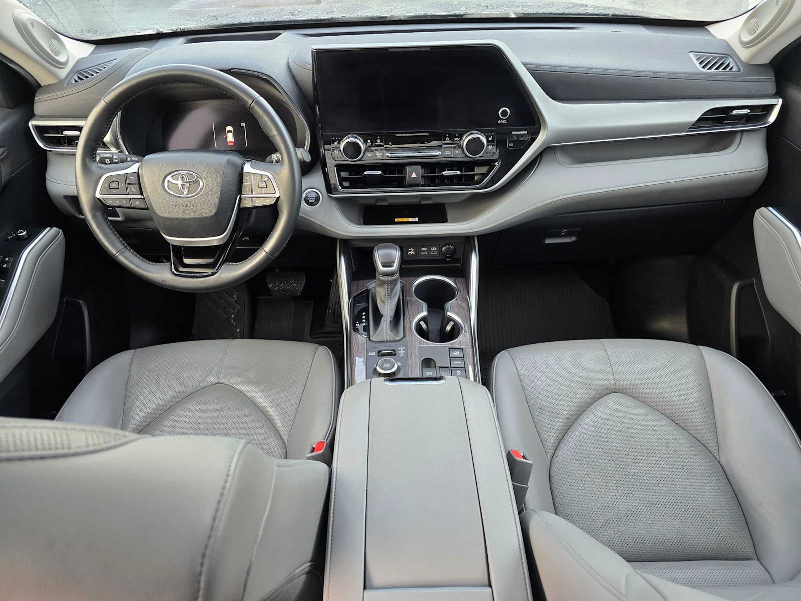 2024 Toyota Highlander Platinum