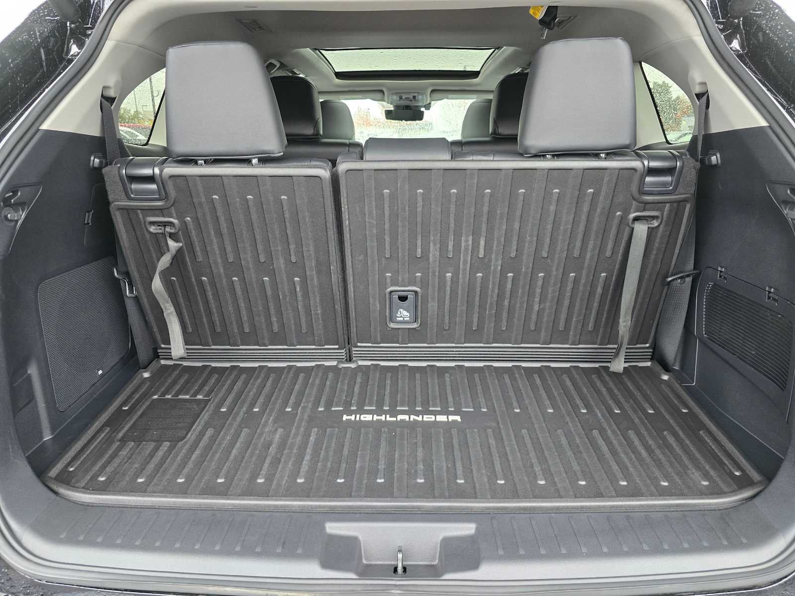 2025 Toyota Highlander Platinum