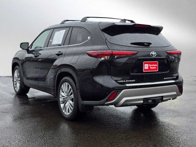 2025 Toyota Highlander Platinum
