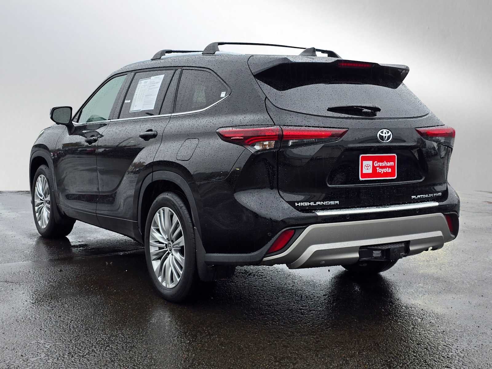2025 Toyota Highlander Platinum