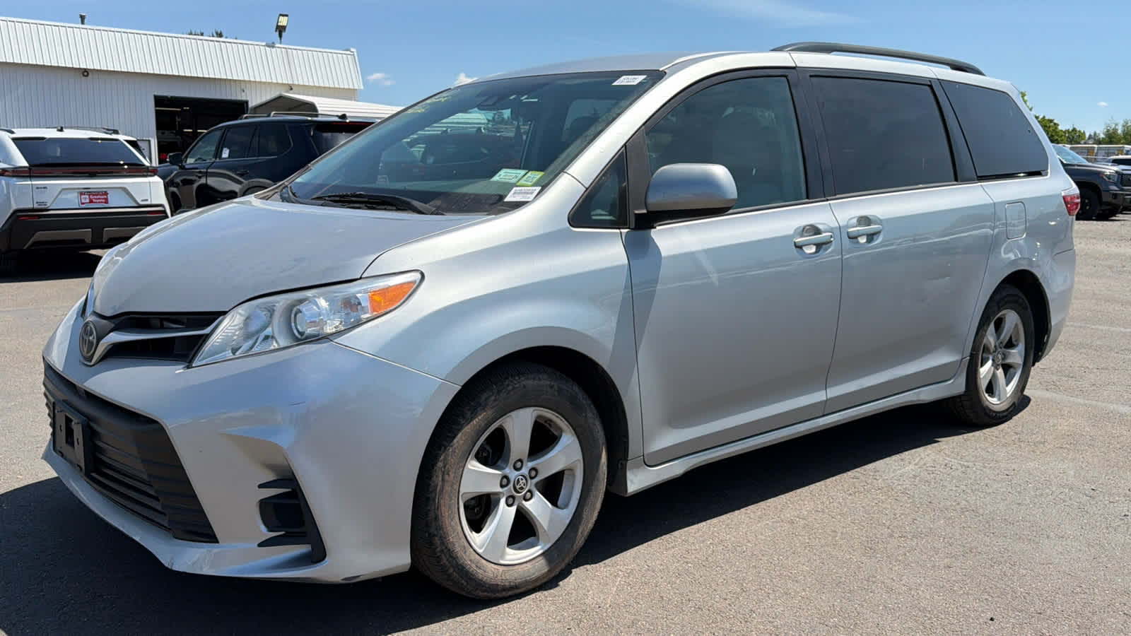 2020 Toyota Sienna LE