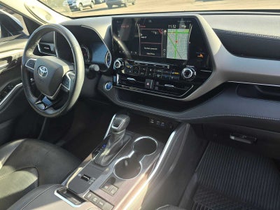 2022 Toyota Highlander Hybrid Limited