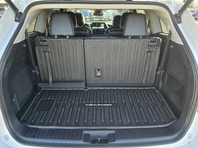 2022 Toyota Highlander Hybrid Limited