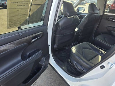 2022 Toyota Highlander Hybrid Limited