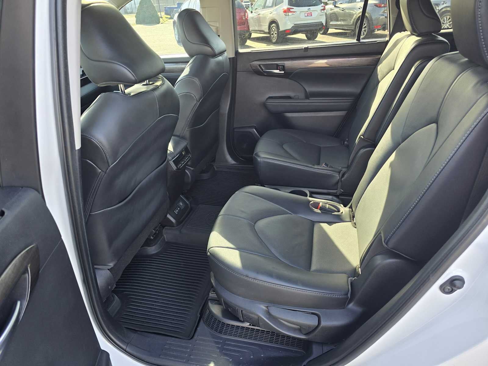 2022 Toyota Highlander Hybrid Limited