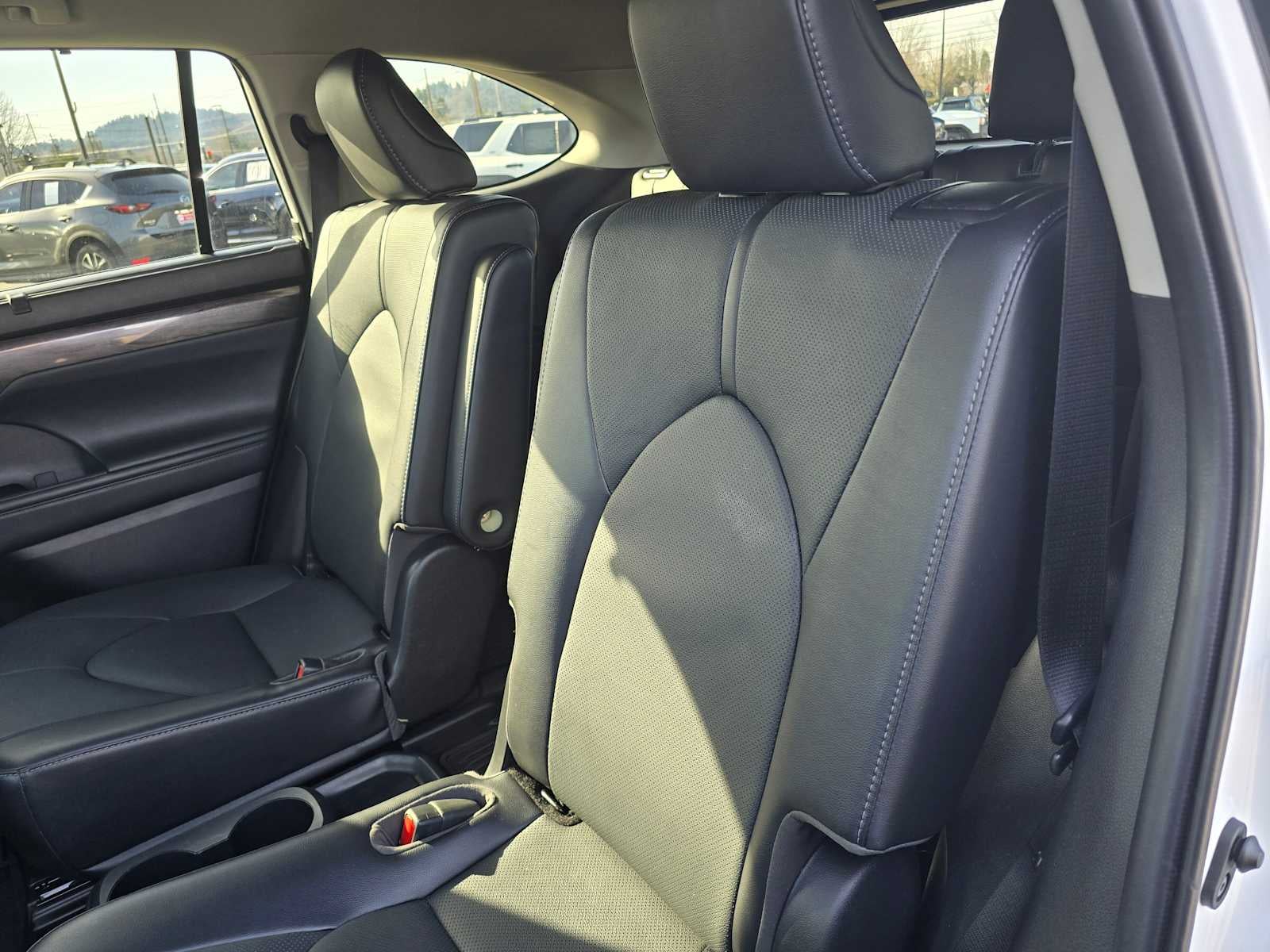 2022 Toyota Highlander Hybrid Limited