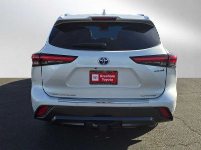 2022 Toyota Highlander Hybrid Limited