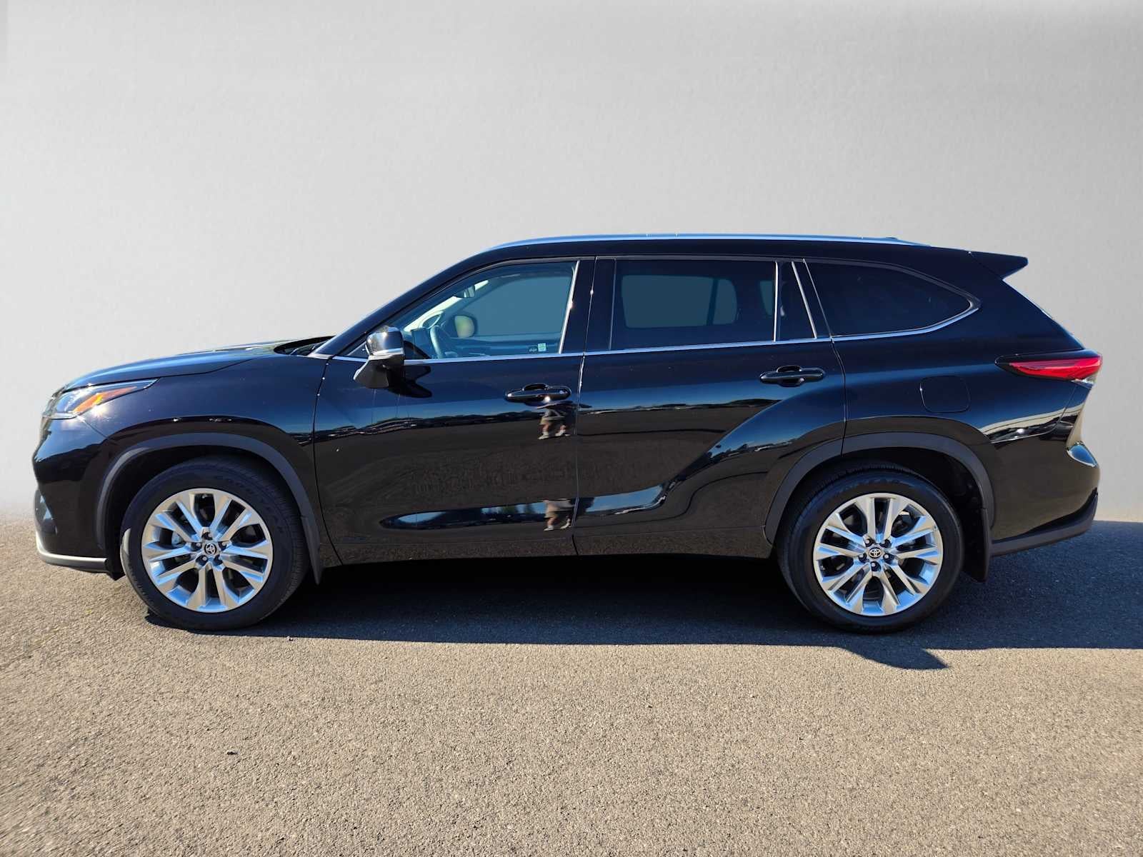 2023 Toyota Highlander Hybrid Limited