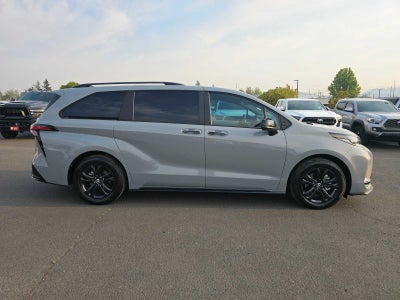2026 Toyota Sienna XSE