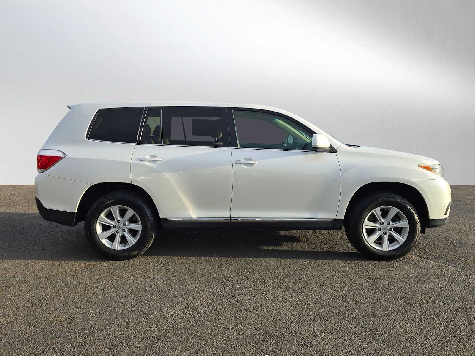 2013 Toyota Highlander FWD 4dr I4 (Natl)
