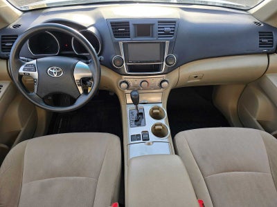 2013 Toyota Highlander FWD 4dr I4 (Natl)