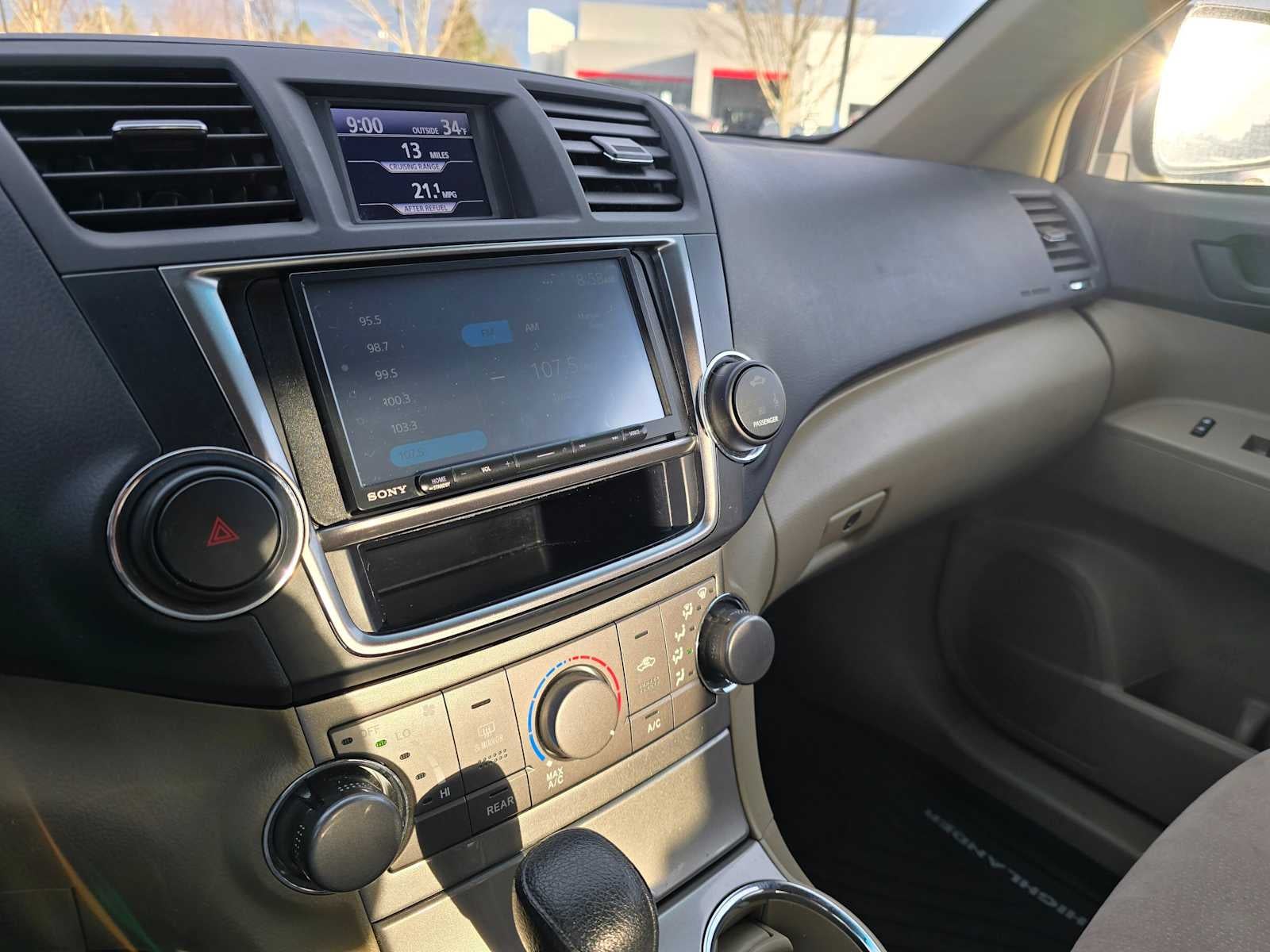 2013 Toyota Highlander FWD 4dr I4 (Natl)