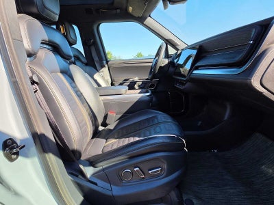 2023 Rivian R1S Adventure