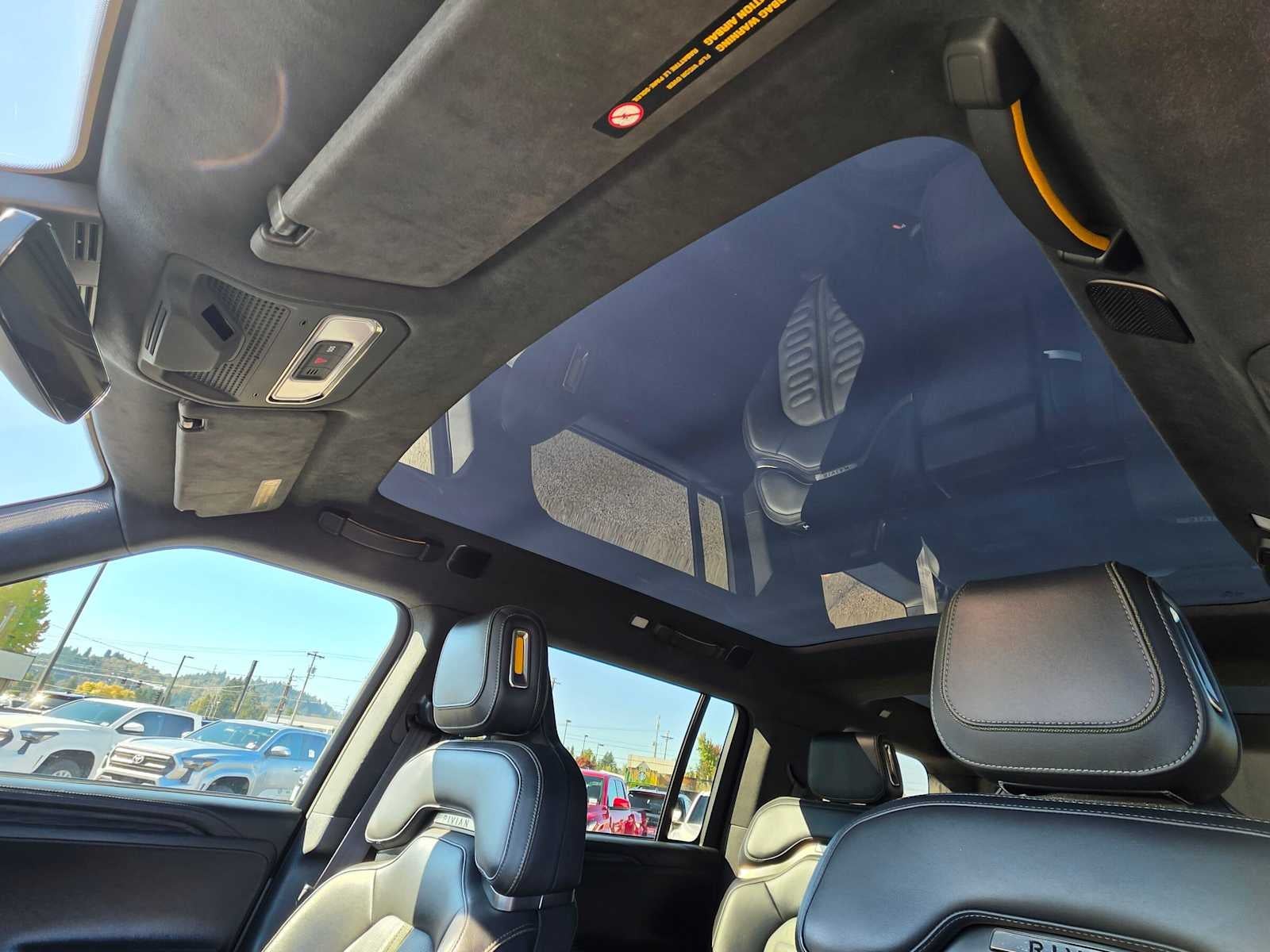 2023 Rivian R1S Adventure