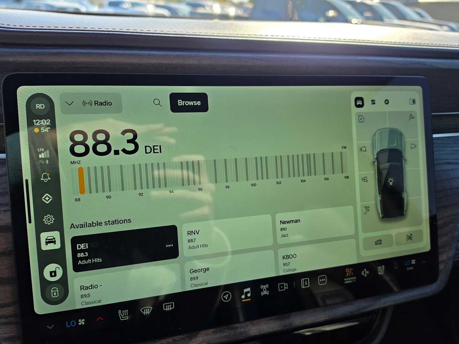 2023 Rivian R1S Adventure