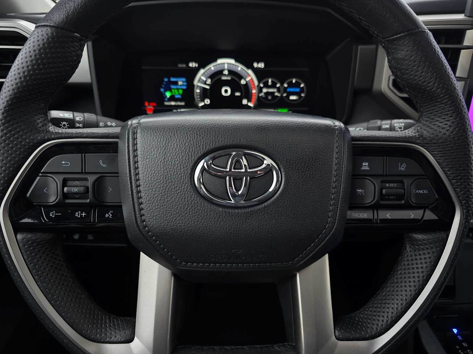 2024 Toyota Sequoia SR5