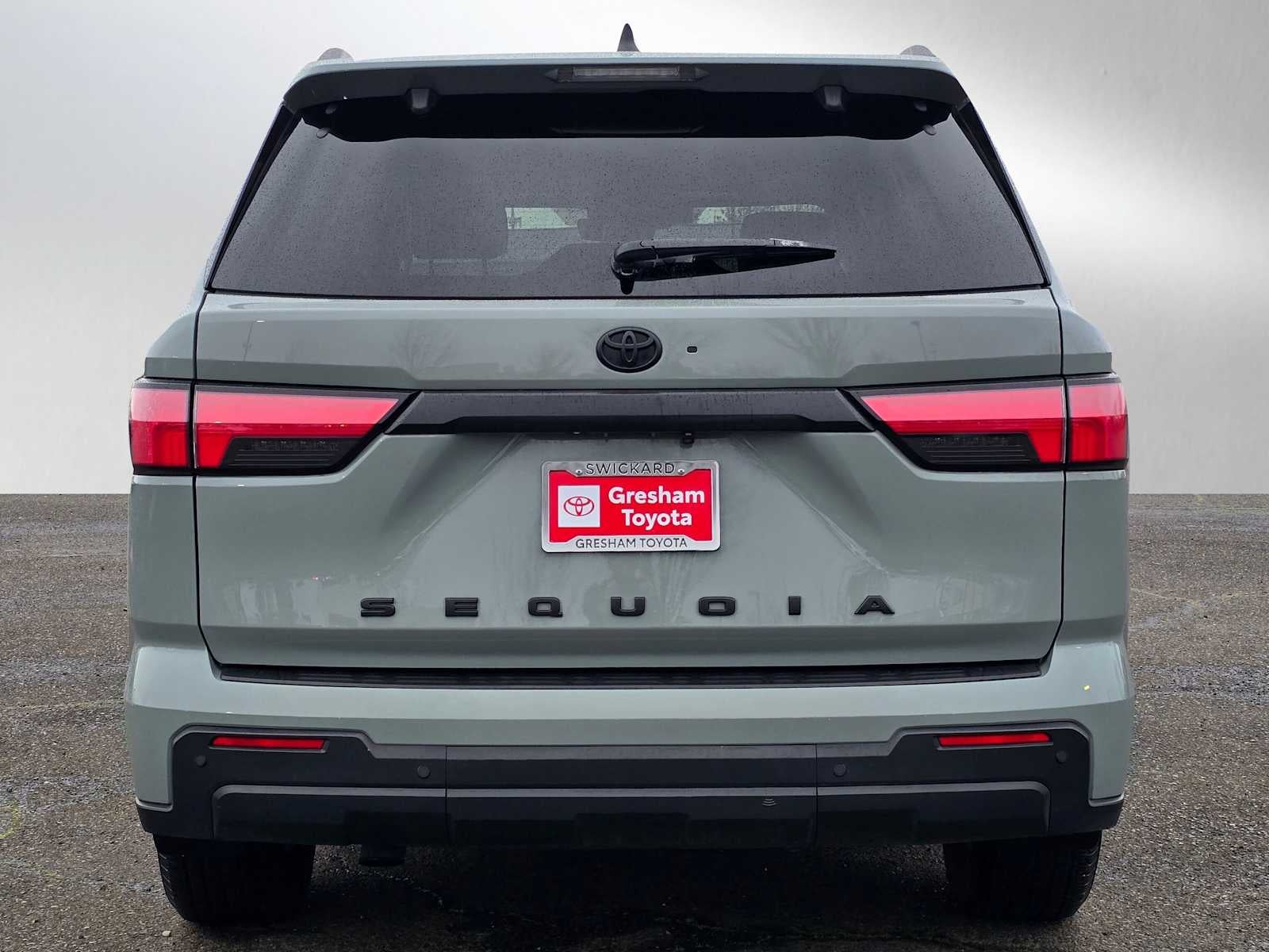 2024 Toyota Sequoia SR5