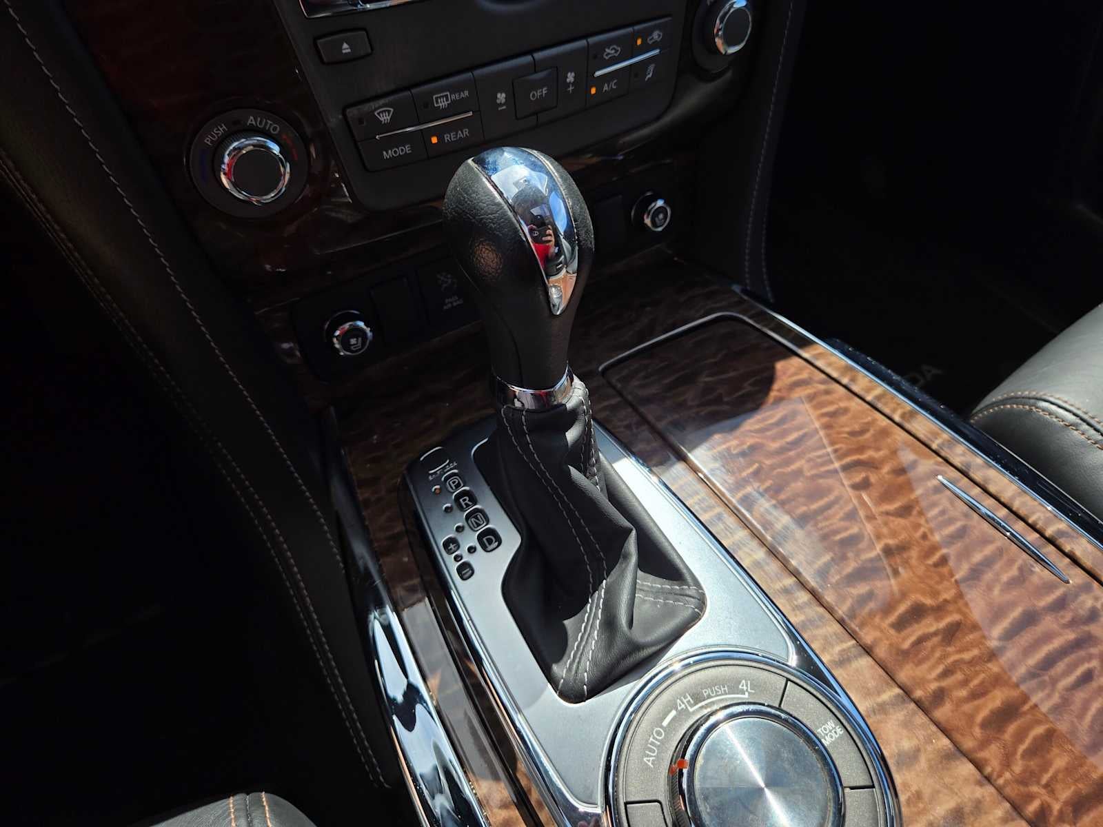 2020 Nissan Armada Platinum
