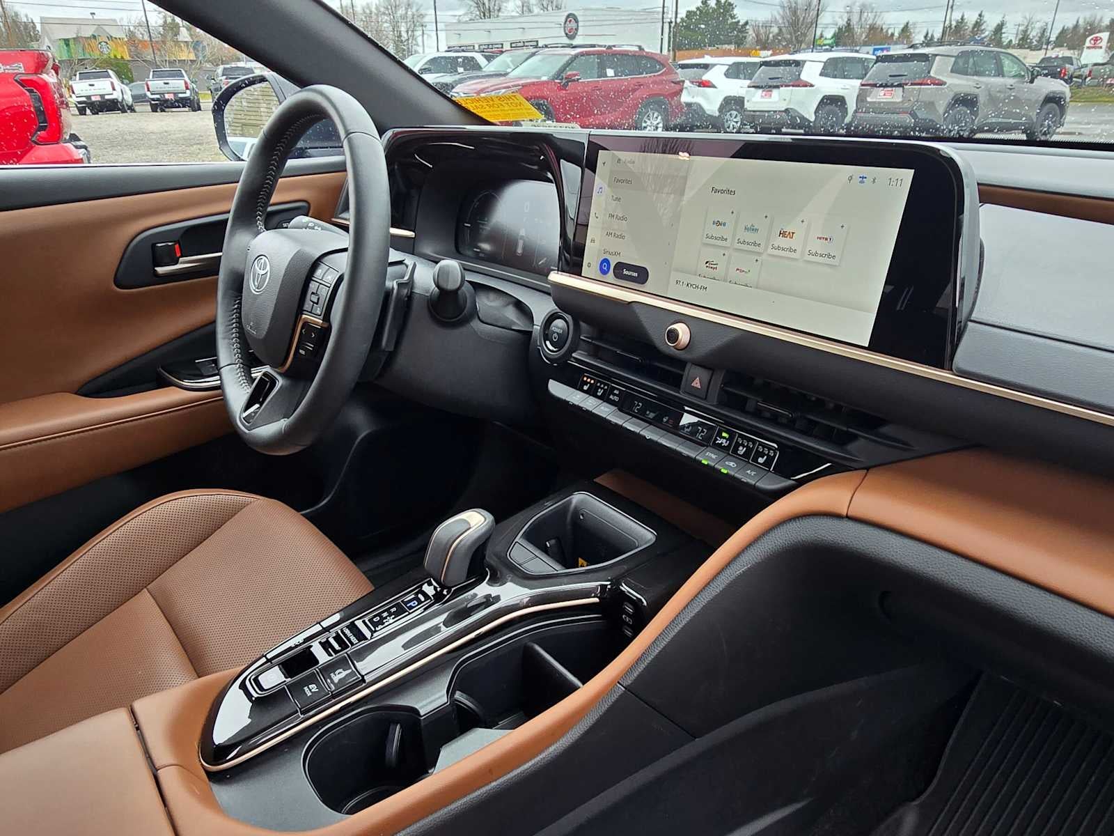 2025 Toyota Crown Signia XLE