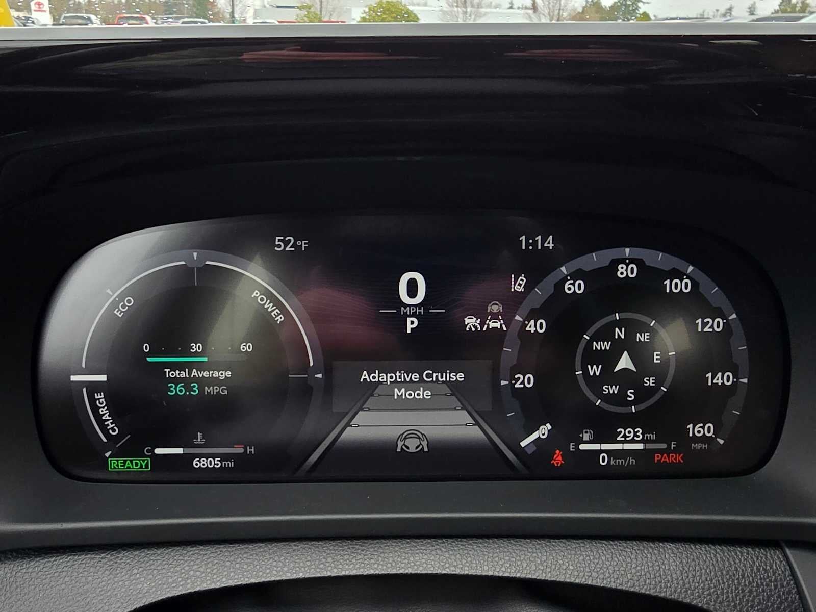 2025 Toyota Crown Signia XLE