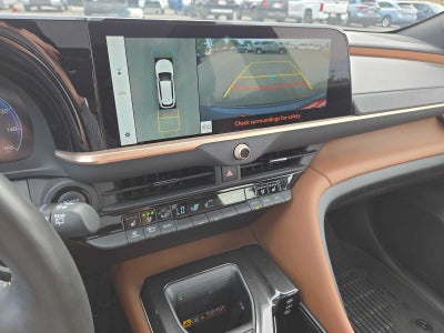 2025 Toyota Crown Signia Limited