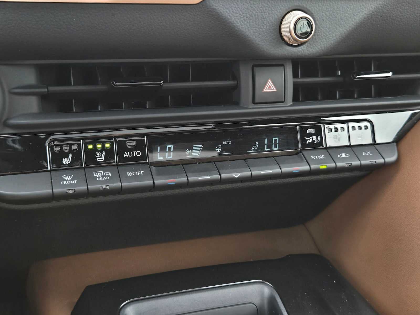 2025 Toyota Crown Signia Limited