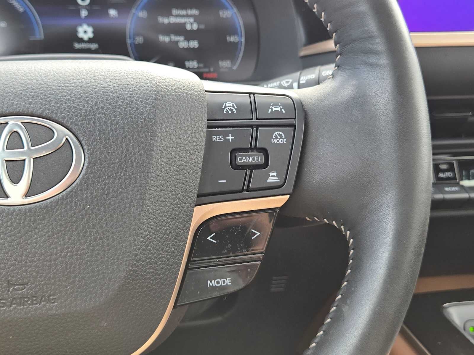 2025 Toyota Crown Signia Limited