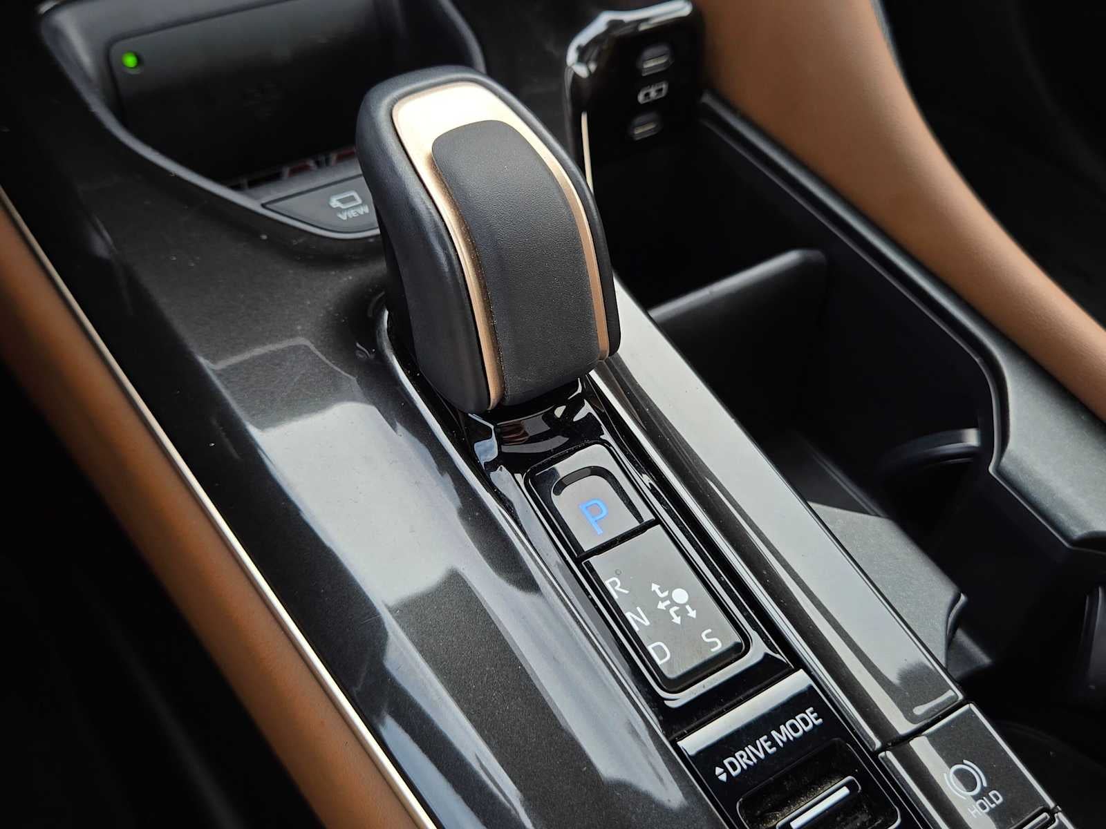 2025 Toyota Crown Signia Limited